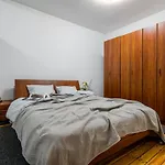 Domillion 1bdr Traku Str Apt&free Parking Tr135 Vilnius