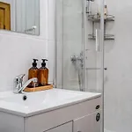 Domillion 1bdr Traku Str Apt&free Parking Tr135 *