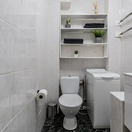 Domillion 1bdr Traku Str Apt&free Parking Tr135 Апартаменти Вільнюс