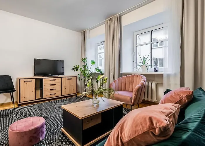 Domillion 1bdr Traku Str Apt&free Parking Tr135 *